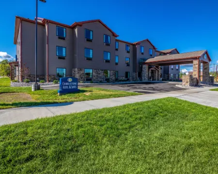 Cobblestone Hotel & Suites - Victor Hotels in Victor