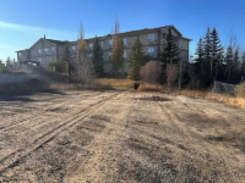 Foxwood Inn & Suites Drayton Valley Hotels in Drayton Valley