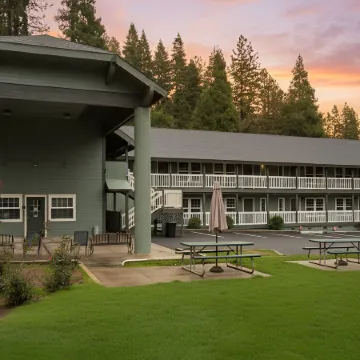 Westhaven Inn