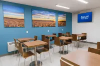 Days Inn by Wyndham Rock Springs - Завтрак