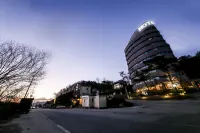 โรงแรมเจ โรงแรมใน