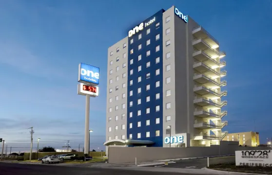 雷諾薩山谷奧拓酒店