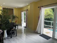 Toraille Waterfall Villas Hotels in Malgretoute