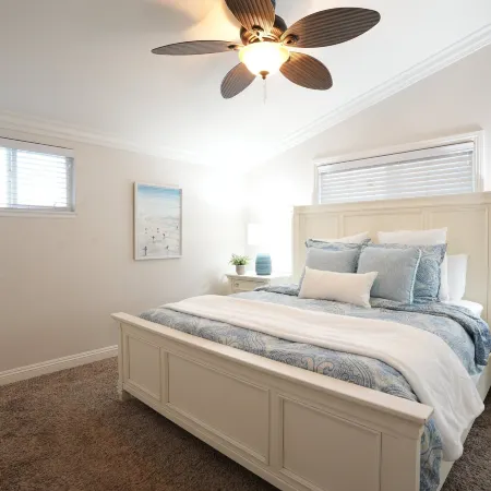 Sweet 4 Bedroom, 3 Bath Plus Loft Bedroom, Pool Home