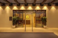 Lemon Tree Suites, Gurugram