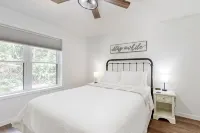 Luxurious 3BR Home w/ Hot Tub & Fireplace - 3 estrellas