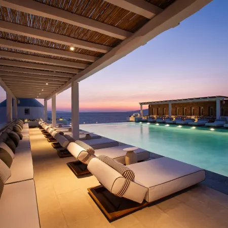 Porto Mykonos Отели рядом с достопримечательностью «Пляж Глифади»