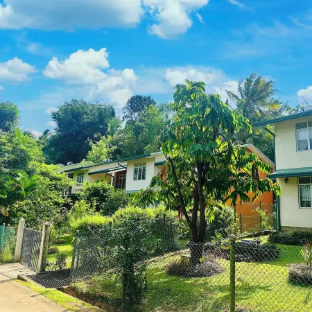 THE KINGS VILLA
