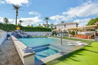 WOW The Hamptons Pickleball Massive Pool Slide