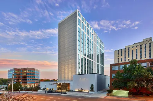 Le Méridien St. Louis Clayton Hotels in Clayton