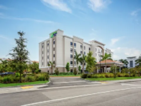 Holiday Inn Express & Suites MIRAMAR by IHG Hotels in Miramar