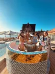 Miracle BeachClub Lux Sunbed&free credit