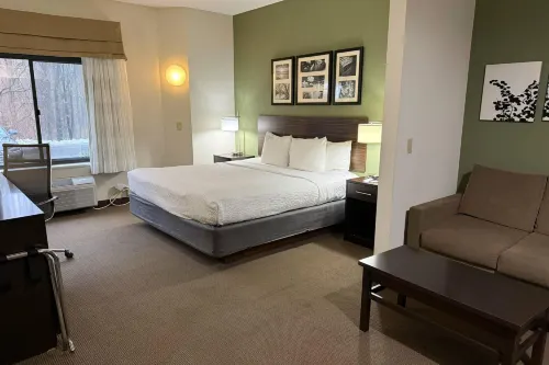 Sleep Inn & Suites Queensbury - Lake George