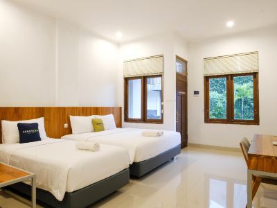 Urbanview Code Riverstay Yogyakarta