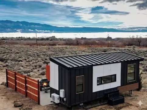 Summit Sanctuary: 360° Views