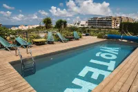 WOT Ericeira Surf Social - Sea View