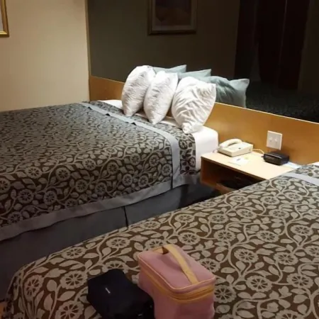 Sturbridge Plaza Hotel