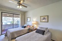 Grand Junction Golf Course Condo w/ Balconies - Apartments