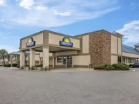 Days Inn by Wyndham Adel I-75 Hotels in Adel