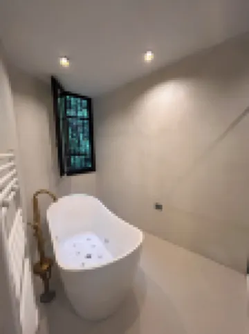 Villa Olive Mill Terra Rossa