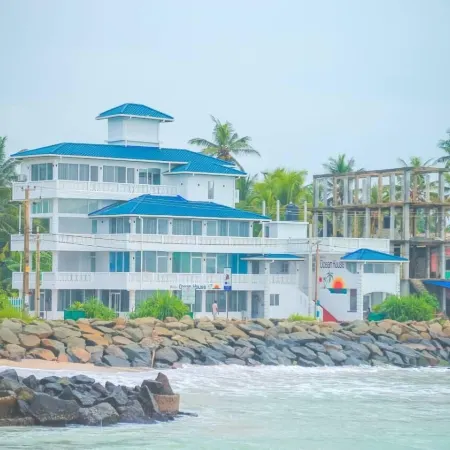 Hikka Ocean Resort