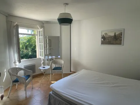 Bastide à 600m du Centre Village