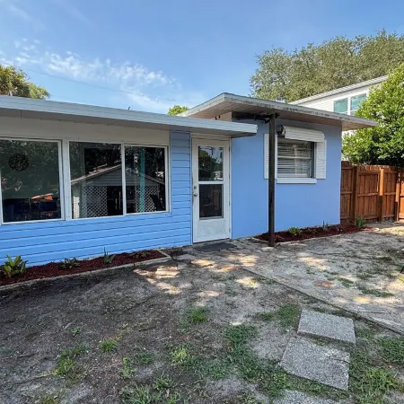 Newly Remodeled Weeki Wachee River Retreat