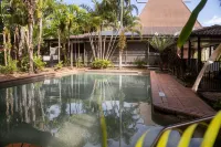 King Reef Resort - Beach