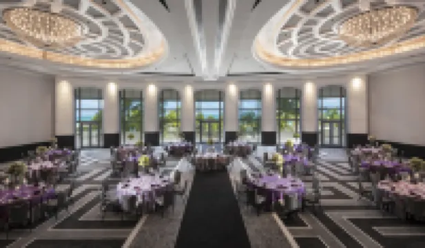 Loews Miami Beach Hotel