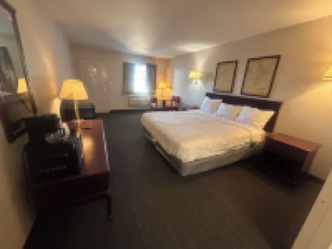 Osage Village Inn Hotels in Osage Beach