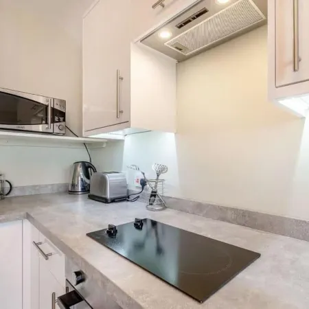Apartment 5