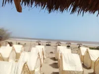 Babalao Beach Resort  Backpackers & Tent - Beach