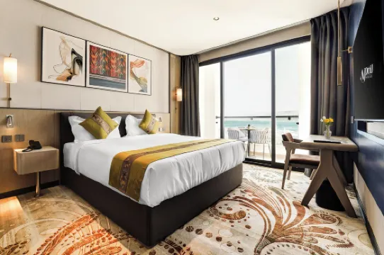 エイプリル ホテル