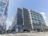 Hotel Banwol Asiad Hotels near Seonhak Station