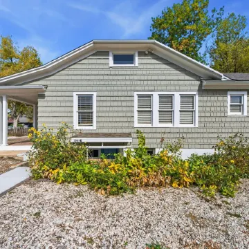 Inviting Bungalow Next to Unc - Free Cruiser Bikes!