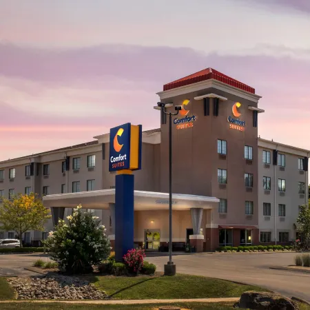 Comfort Suites