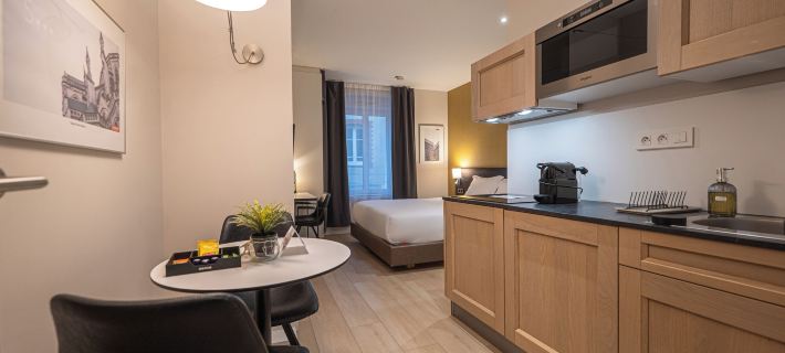 Five Resort Cholet Centre Hotels in Шоле