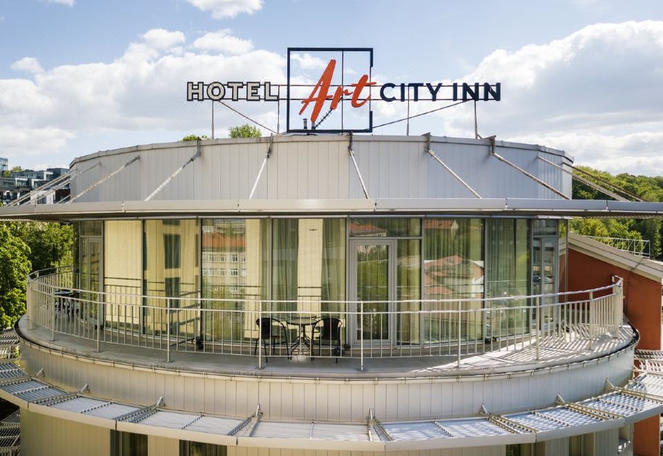 Art City Inn - Housity