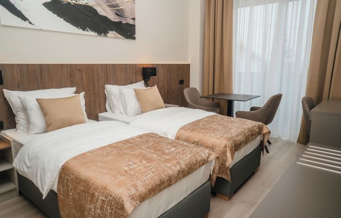 Stars Hotel