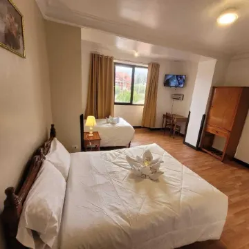 HOTEL HUAYNAPATA Pardo