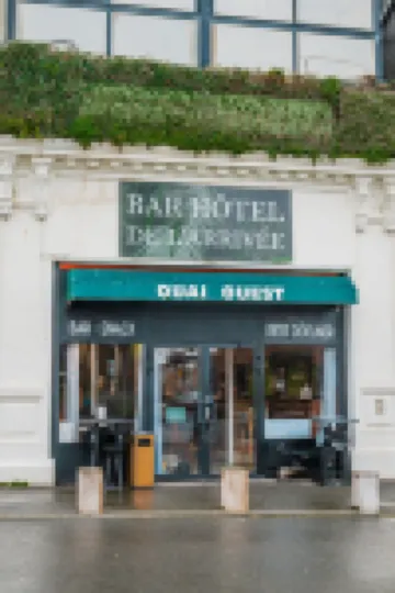 Brit Hotel l'Arrivée Guingamp