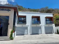 The Madevelyn Hotel Hoteles en Panajachel