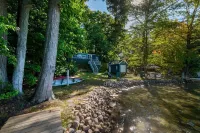 Casa Albanese on Farlain Lake
