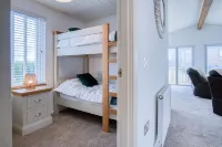 Oakland Lodge - 2 Bedroom Lodge - Wisemans Bridge