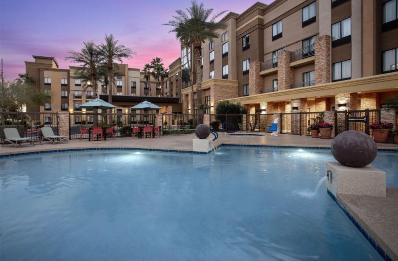 Hampton Inn & Suites Phoenix Glendale-Westgate photo 2