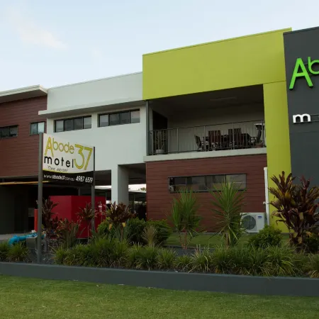Abode37 Motel Emerald