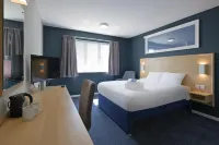 Travelodge Shrewsbury Battlefield - Ramah Hewan Peliharaan