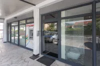 All Saints Suites B&B Kastela - Homestays