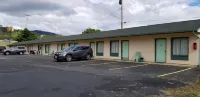 Quick Stop Motel - Motel