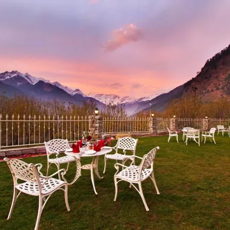 The Whitestone Resorts
